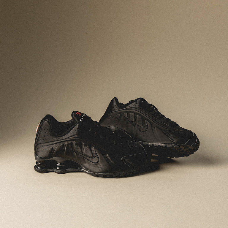 Black r4 nike on sale