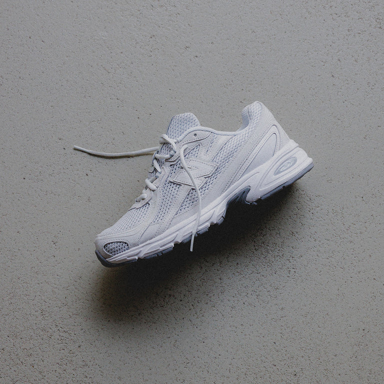 New Balance U740GS2 onfeet