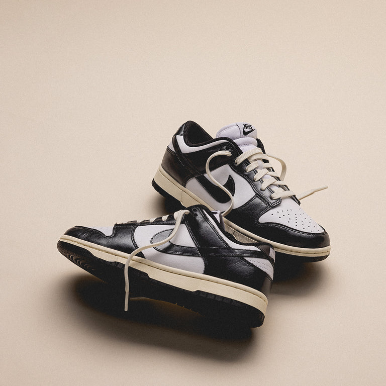 Nike Wmns Dunk Low PRM *Vintage Panda* onfeet