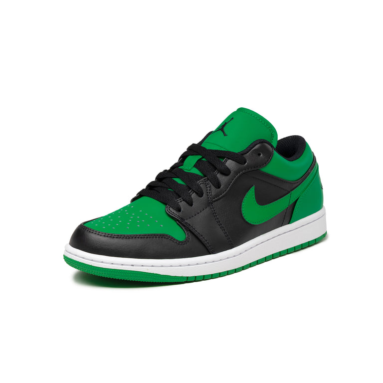 Nike Air Jordan 1 Low *Lucky Green* onfeet