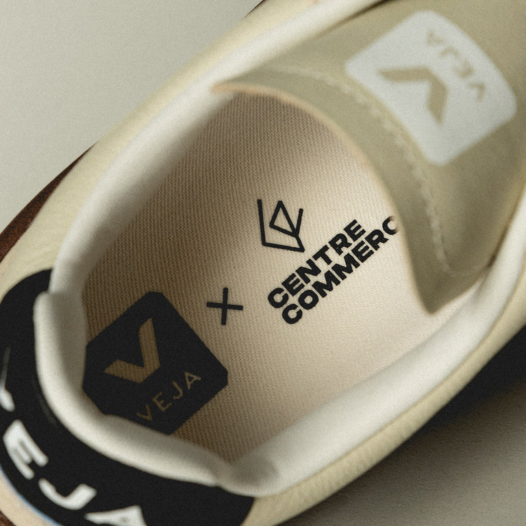 Veja x Centre Commercial V-90 W onfeet