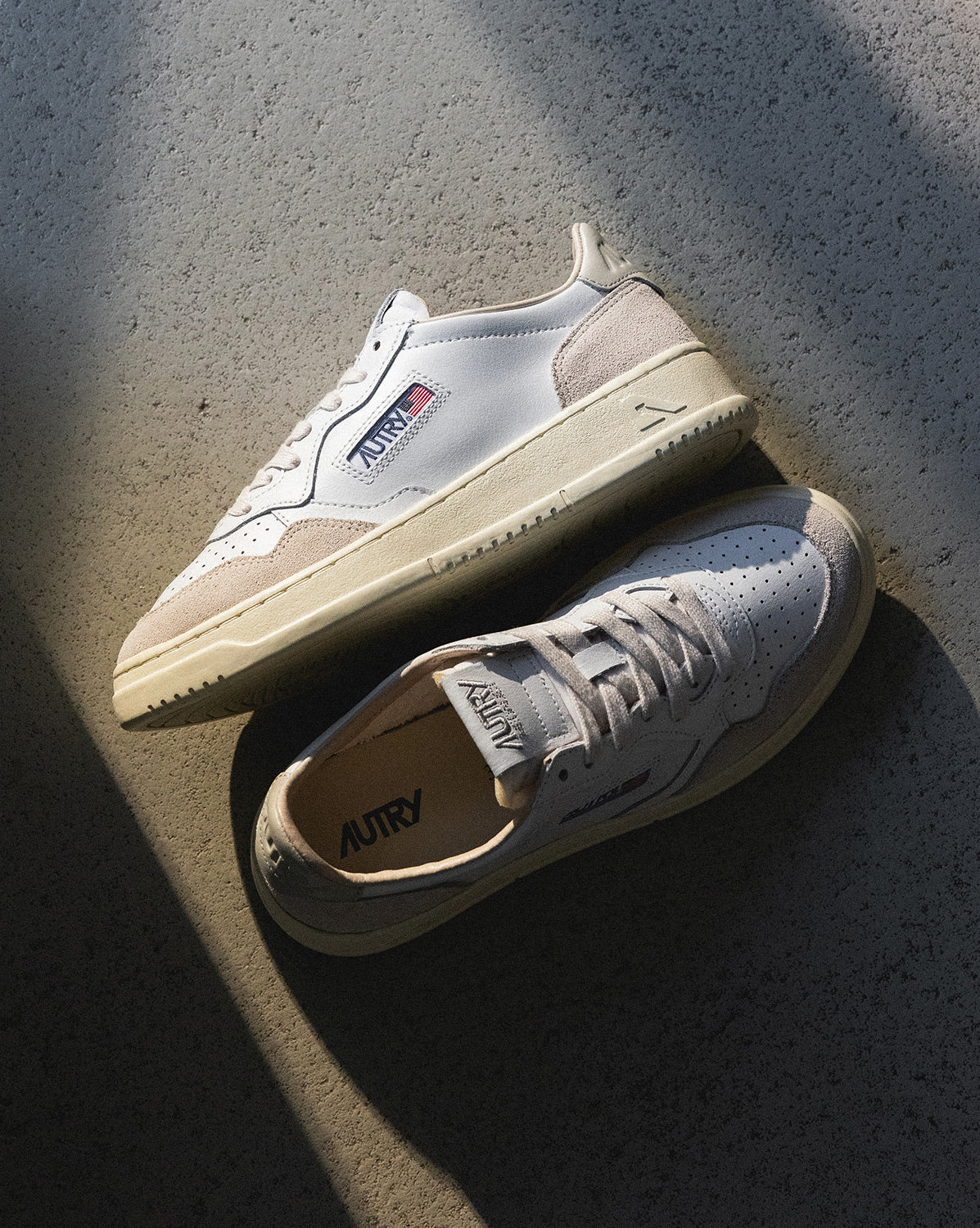 Autry Medalist W *Leather / Suede* Sneaker » Buy online now!