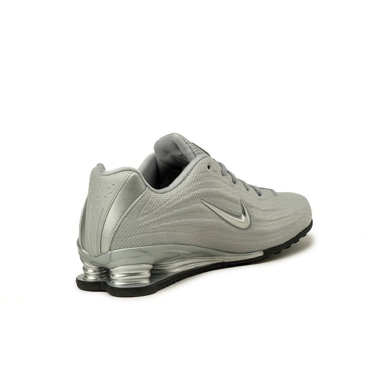 Nike Wmns Shox Z - 36 / Silver / Silver / Black / Metallic Silver - 3
