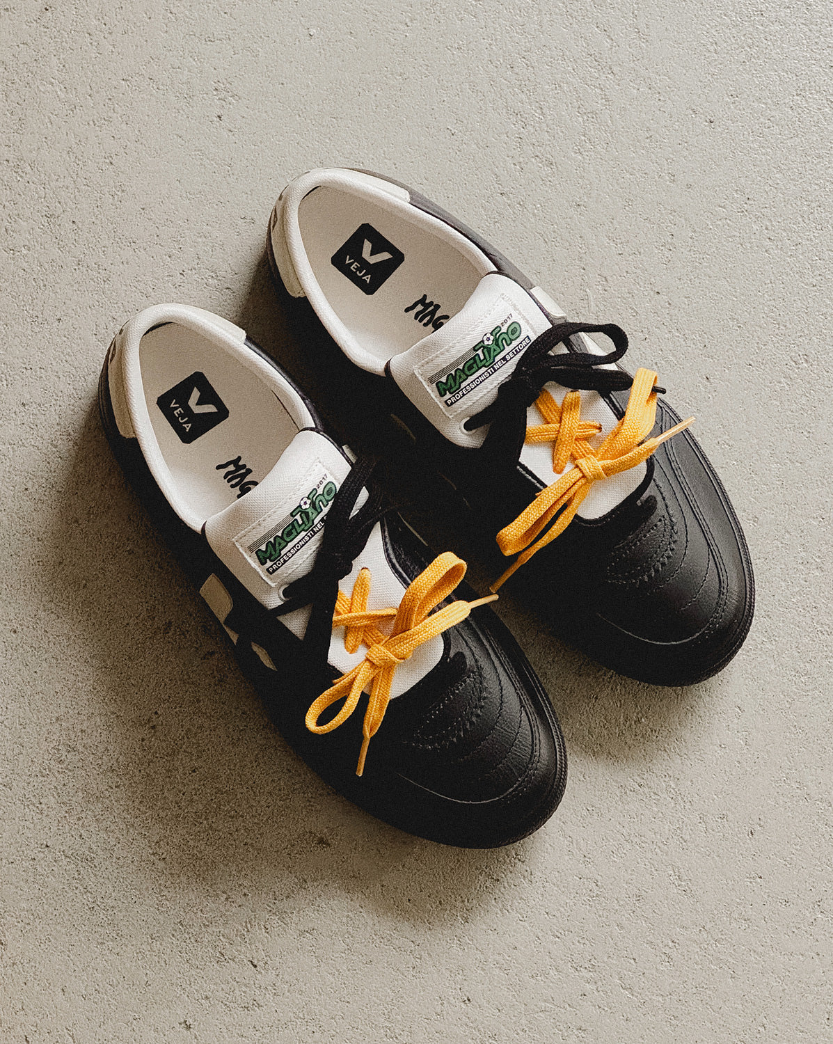 マニー　コラージュ　ベアーバスケット Veja x Magliano Panenka Sneaker » Buy online now!