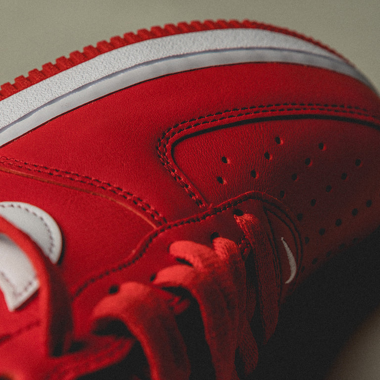 Nike Air Force 1 Low Retro *University Red* onfeet