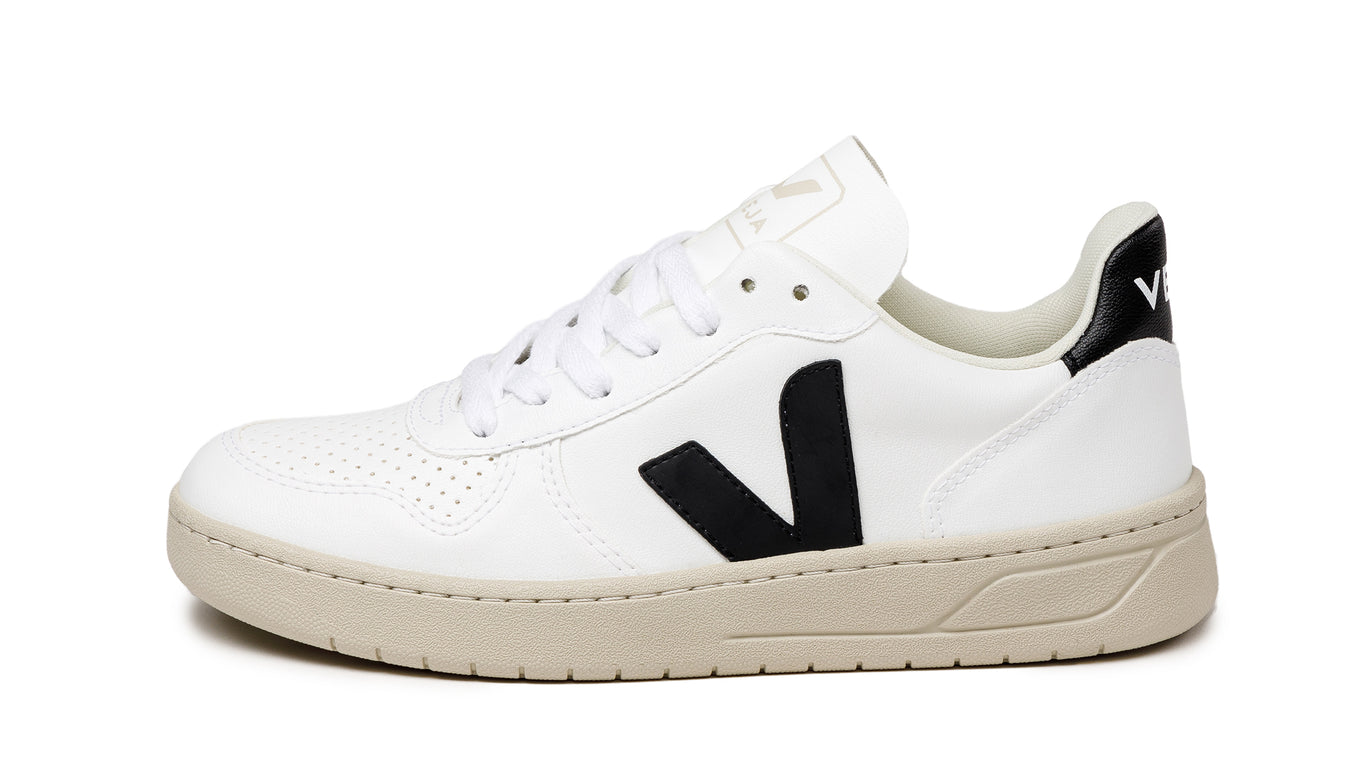 Tennis shoes with v new arrivals