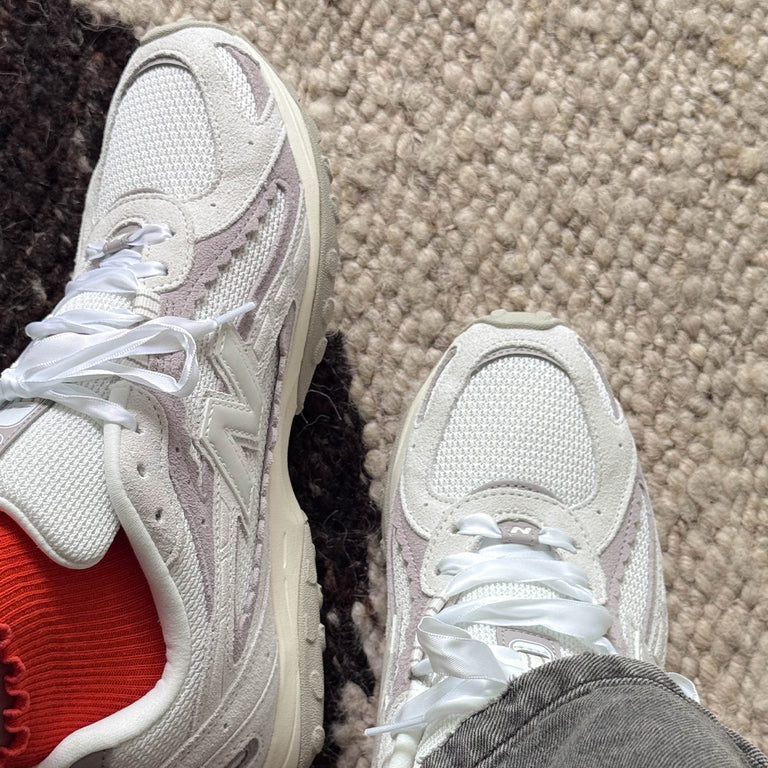 New Balance 204L onfeet