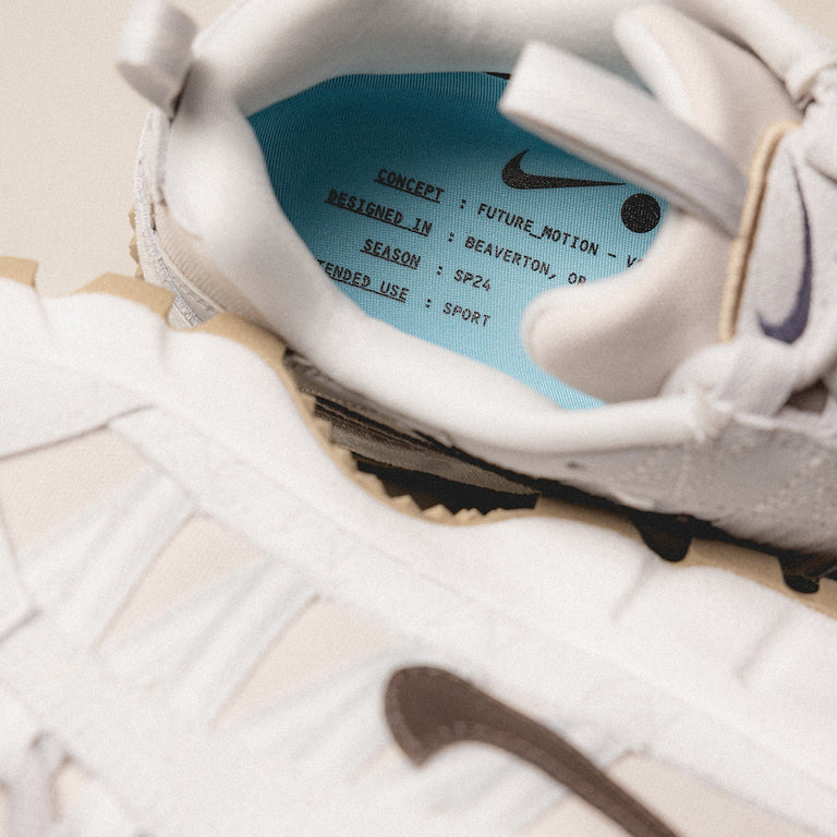 Nike Wmns Air Humara SE onfeet