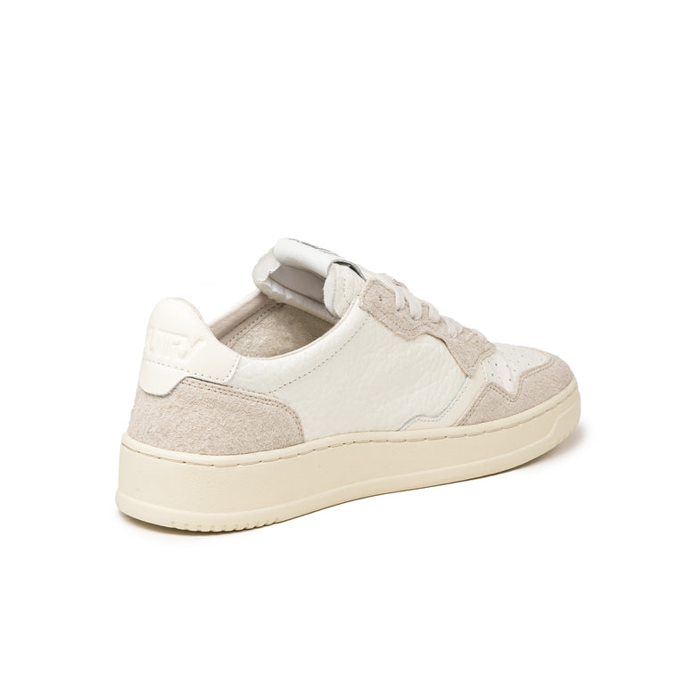 Autry Medalist *Elephant Texture / Suede*