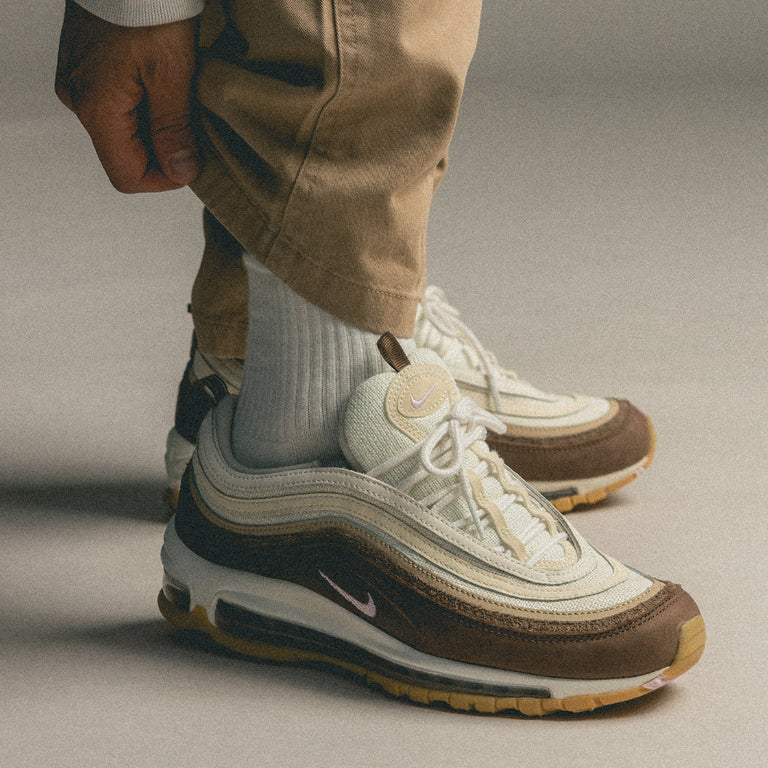 Nike Air Max 97 SE onfeet