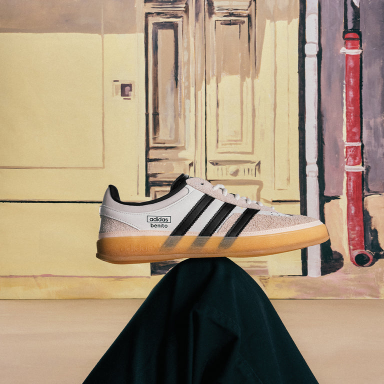 Adidas x Bad Bunny Gazelle Indoor onfeet