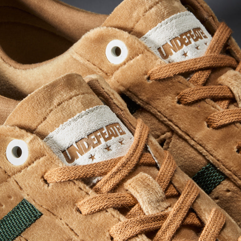 Converse x Undefeated  One Star Pro OX onfeet