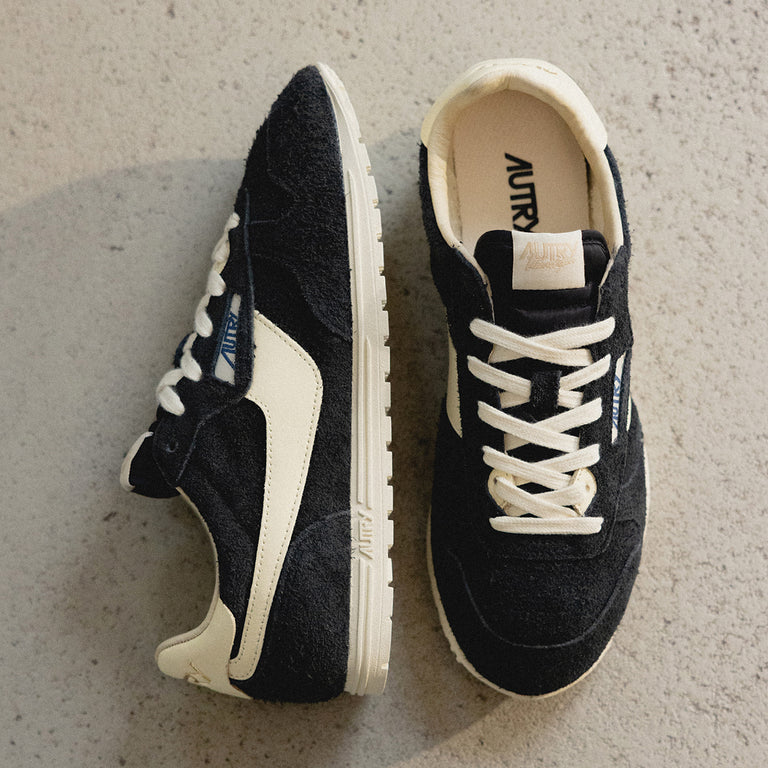 Autry Windspin W *Suede / Leather* onfeet