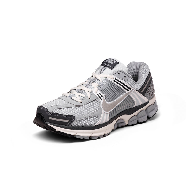 Nike Wmns Zoom Vomero 5