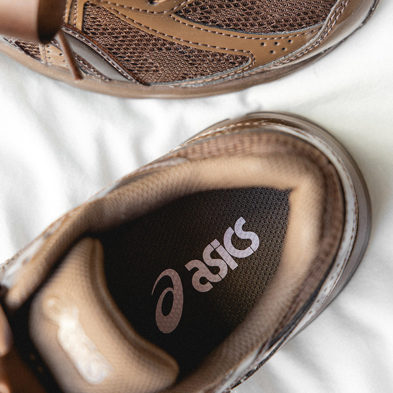 Asics JOG 100S onfeet