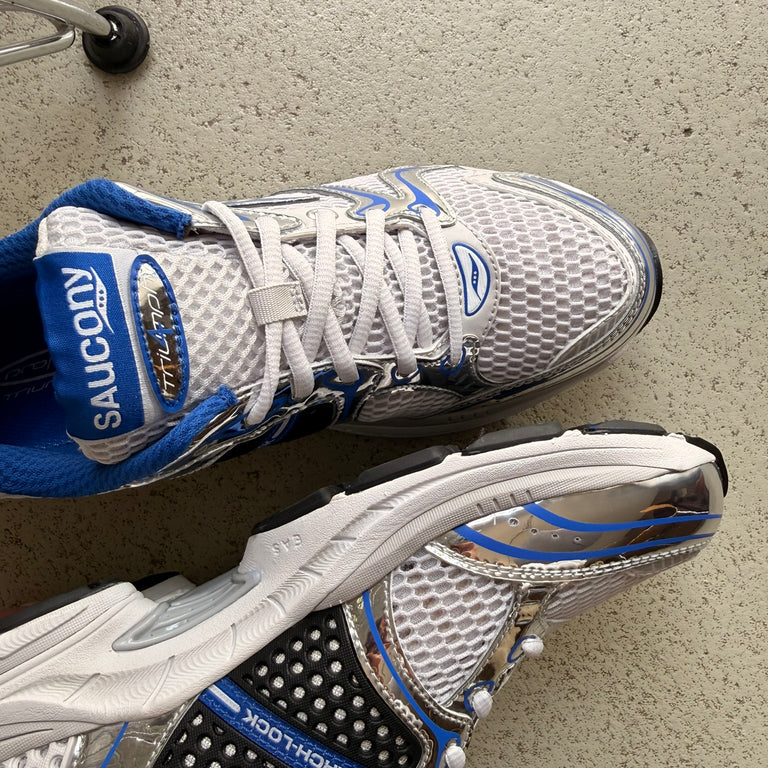Saucony Pro Grid Triumph 4 onfeet