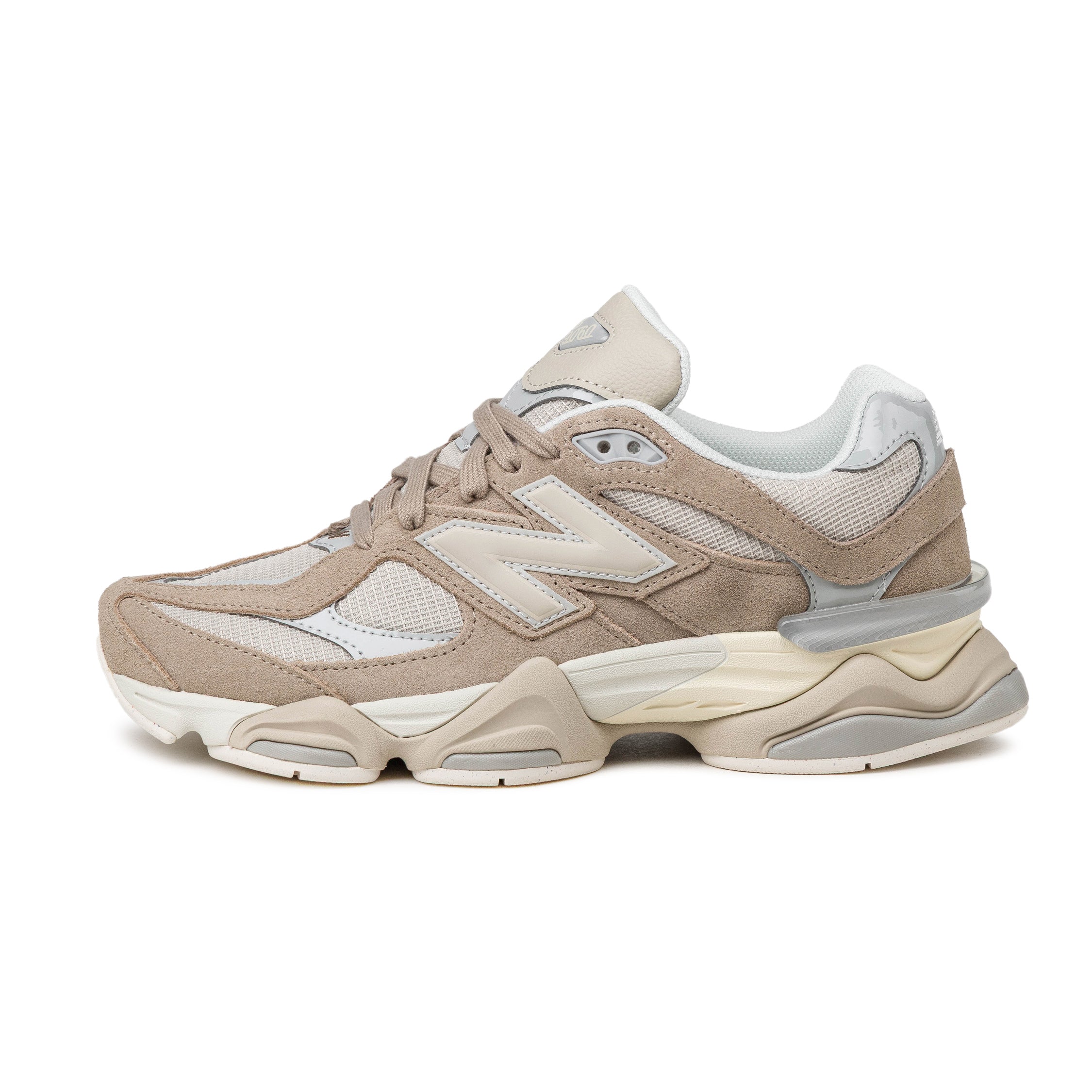 Dad Sneakers – Buy trendy kicks online at Asphaltgold!