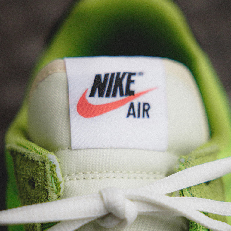 Nike Air Max Waffle SP onfeet