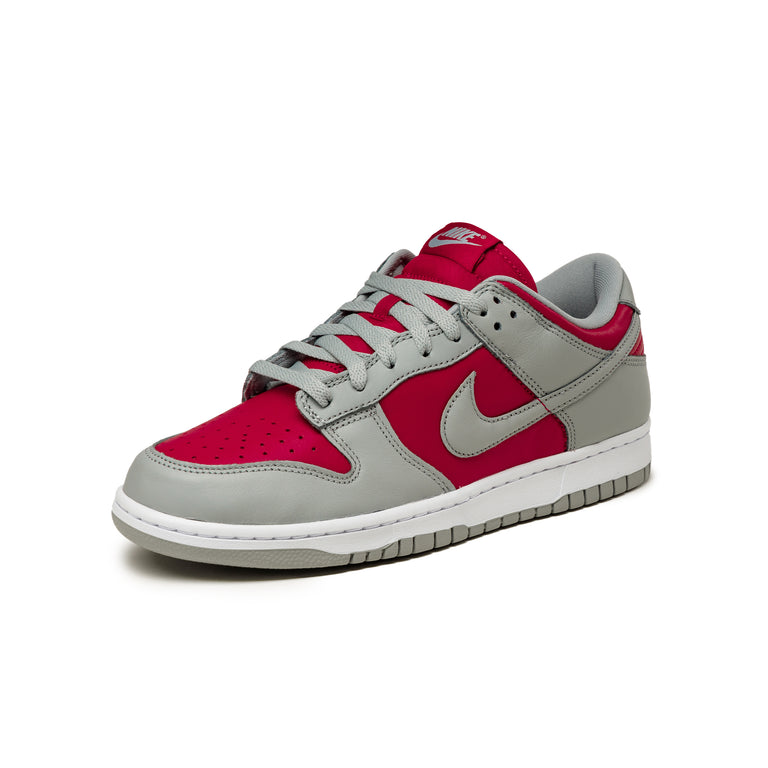 Nike Dunk Low *Ultraman*