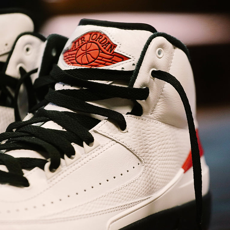 Nike Air Jordan 2 Retro *Chicago* onfeet
