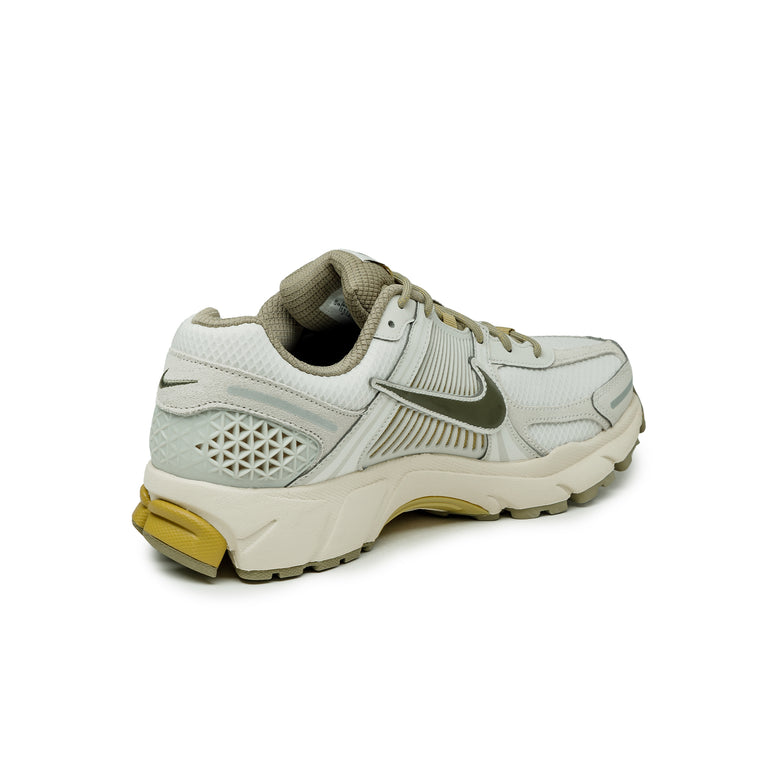 Nike Zoom Vomero 5