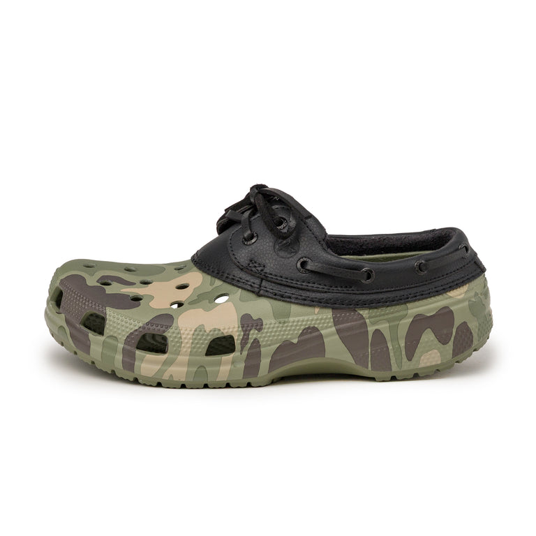 Crocs Classic Duck Camo Boat Shoe - 36-37 / Black / Cargo
