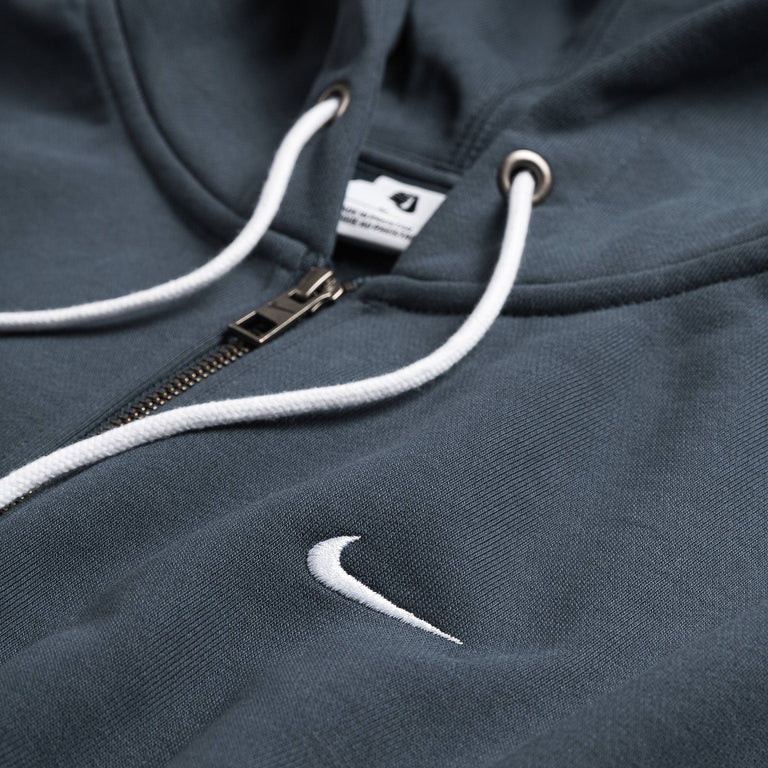 Nike online swoosh zip