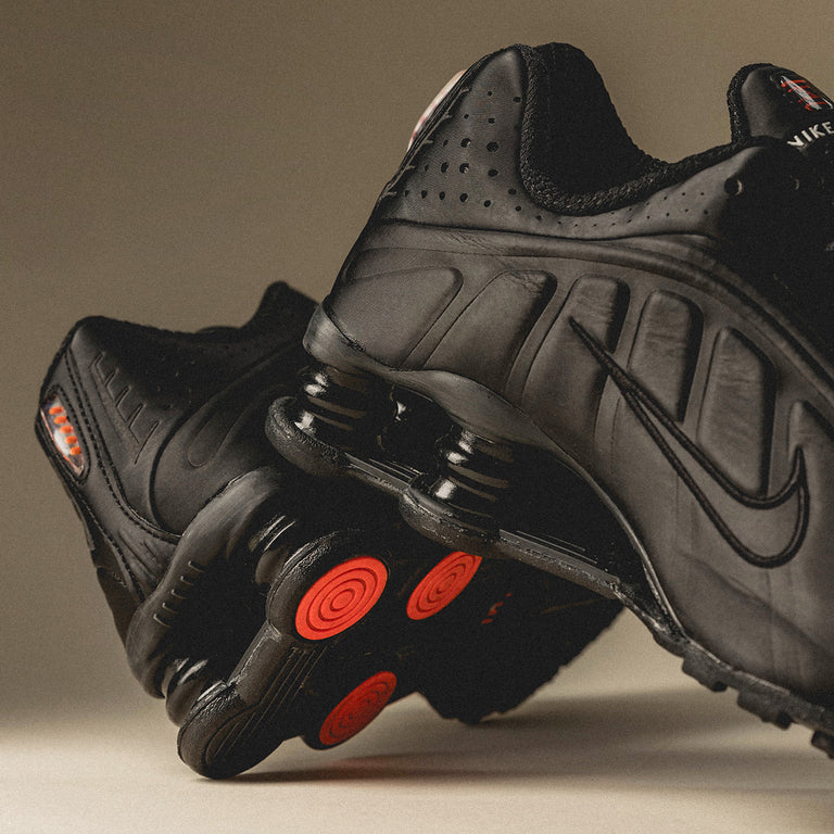 Nike Wmns Shox R4 onfeet