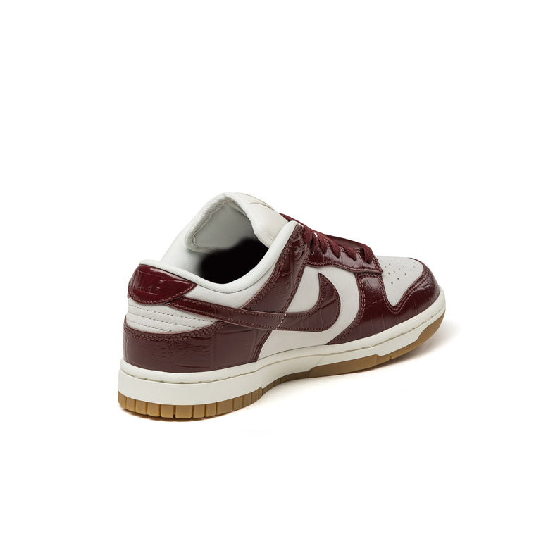 Nike Wmns Dunk Low LX *Croc*
