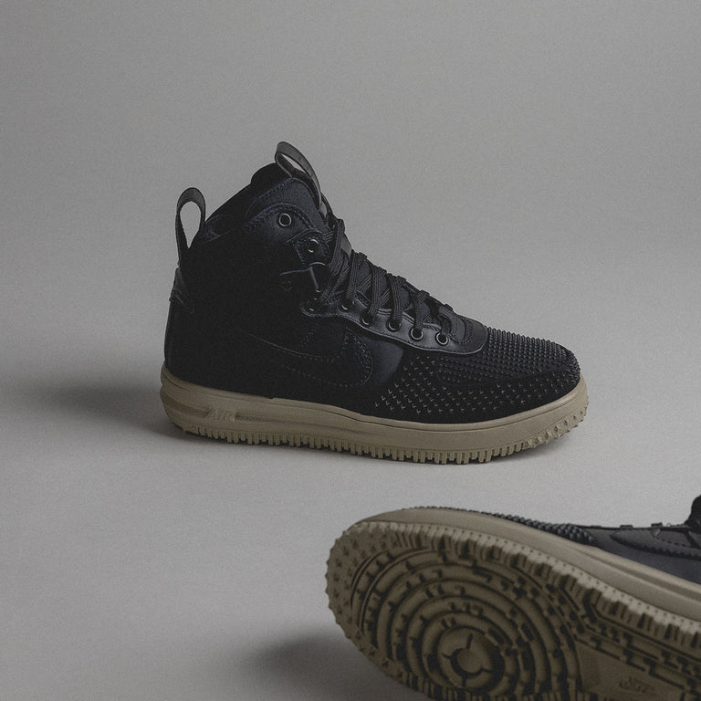 Nike Lunar Force 1 Duckboot onfeet