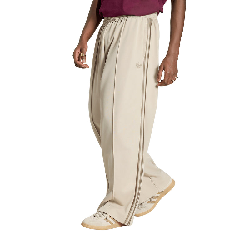 Adidas	Oversized Track Pants - XL / Khaki Three - 2