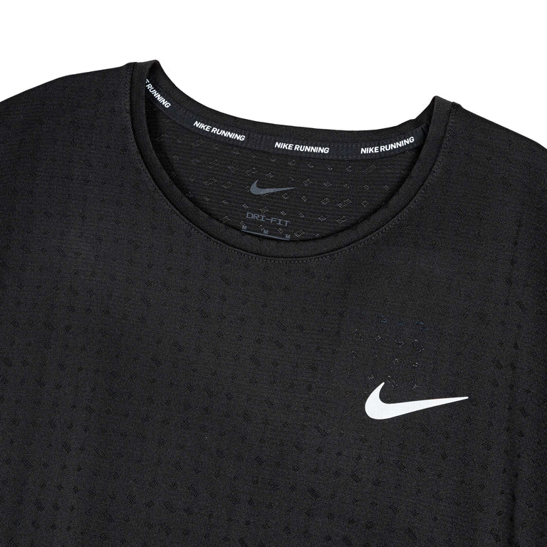 Nike	Miler Breathe Dri-Fit Short-Sleeved Running Shirt - M / Black - 2