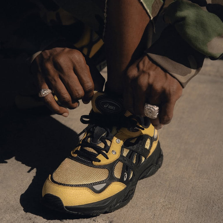 Asics x HAL Studios GEL-NYC 2.0 onfeet