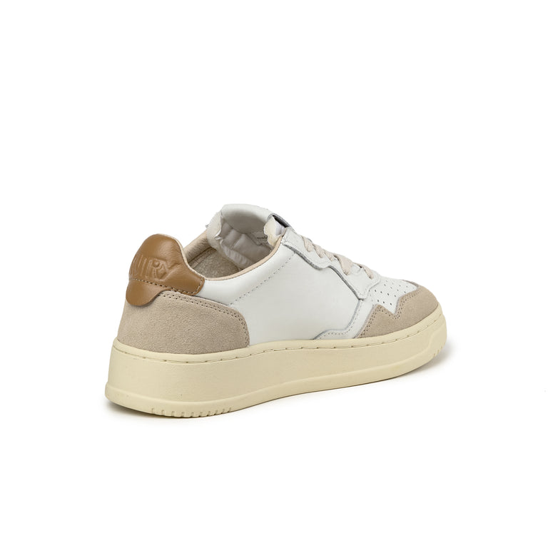 Autry Medalist W *Leather / Suede* - 41 / White / Brown Sugar - 3
