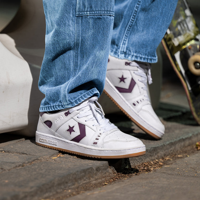 Converse AS-1 Pro OX onfeet