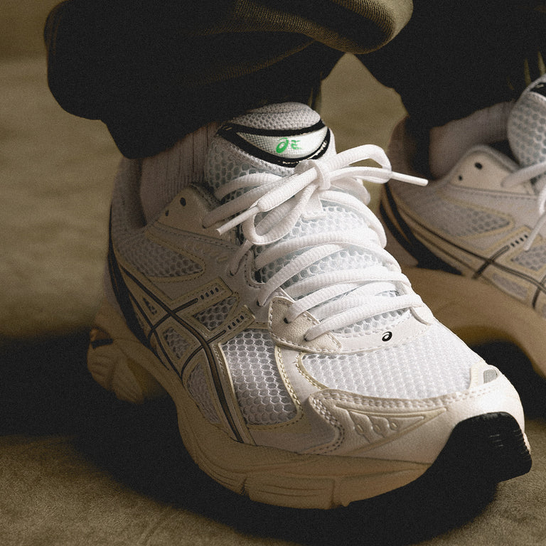 Asics GT-2160 onfeet