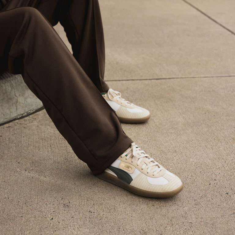 Asphaltgold Summer of Joy Pants onfeet