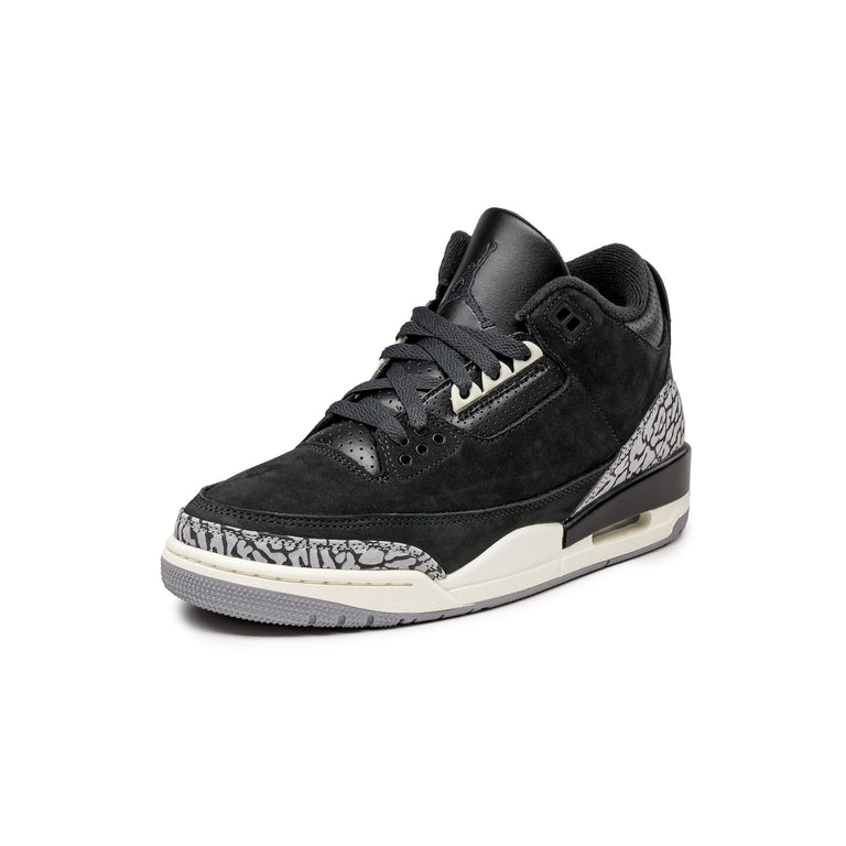 Nike Wmns Air Jordan 3 Retro onfeet