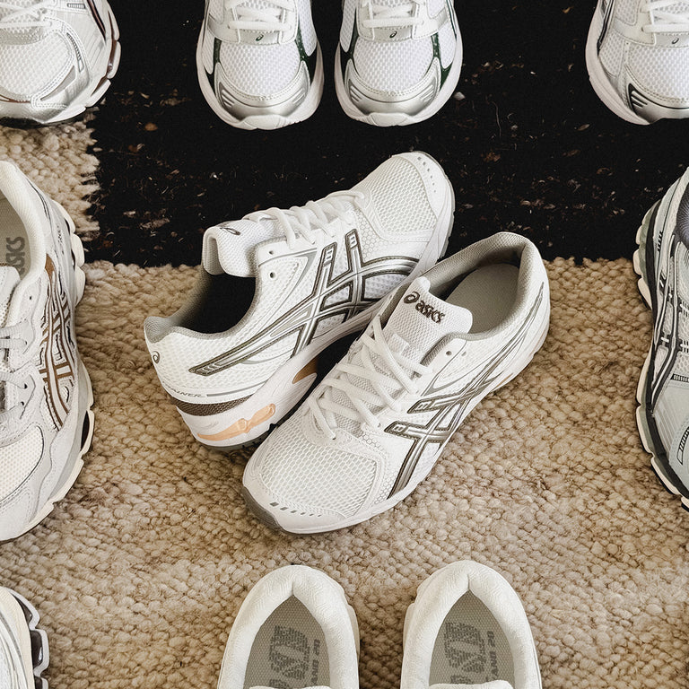 Asics GEL-DS Trainer 14 onfeet