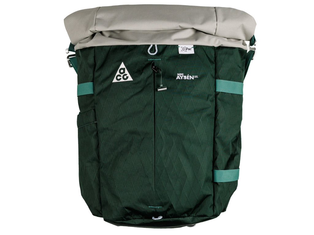 nike acg hiking backpack Aysn (32L), Vintage Green/Light Iron Ore/White, 26" H 11" W x7 D : Clothing, Shoes & Jewelry With a 25 Hiking Backpacks Nike Rucksack Daypack