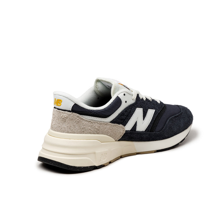 New Balance U997RMC