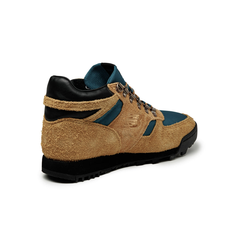 New Balance Women s 1540v3