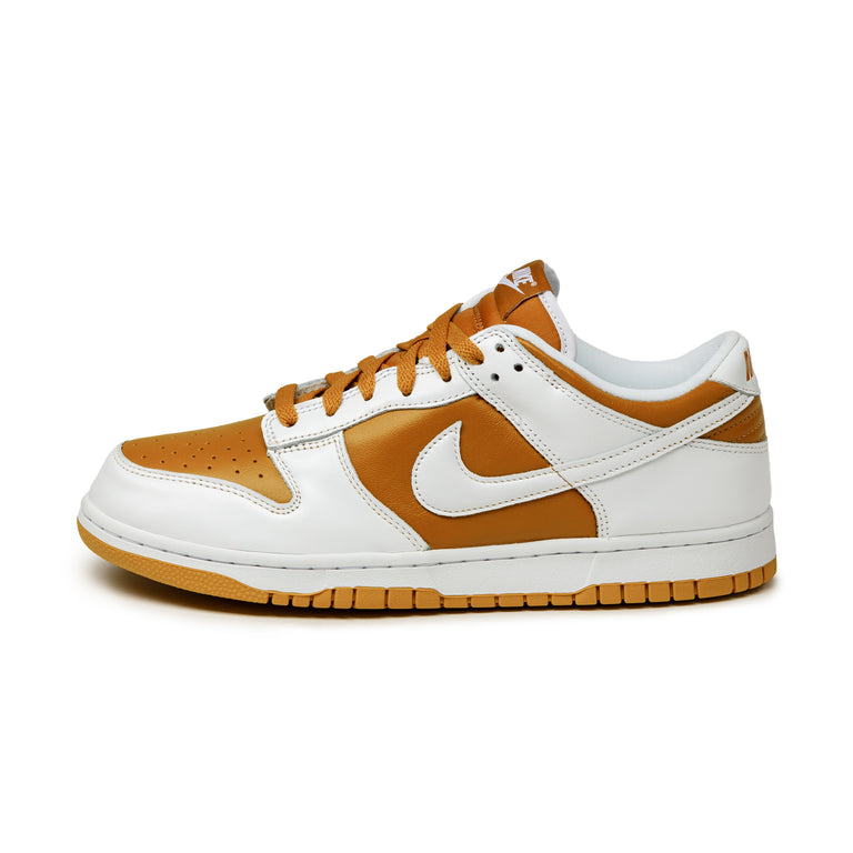 Nike Dunk Low *Reverse Curry* onfeet