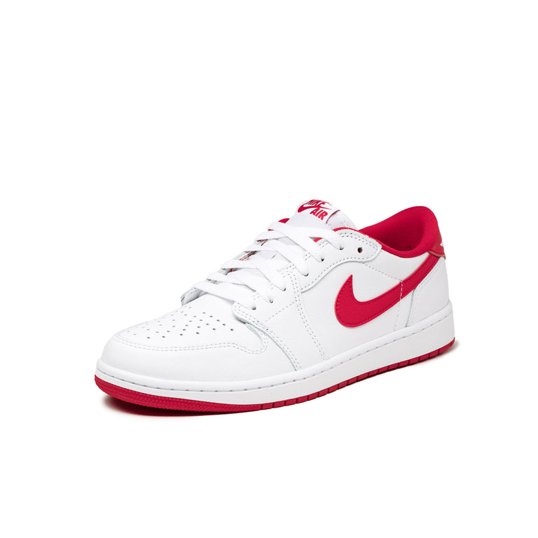 Nike Air Jordan 1 Low OG *University Red* onfeet