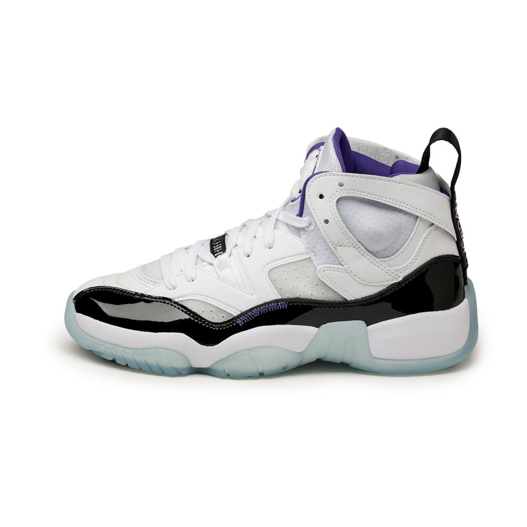 White and black jumpmans best sale