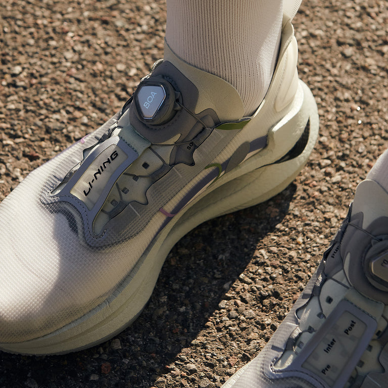 Li-Ning x Soulland Shadow onfeet