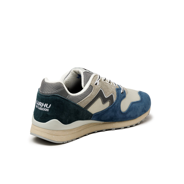 Karhu Synchron Classic