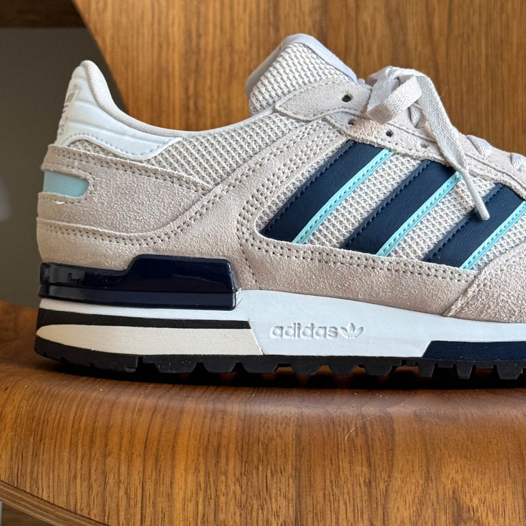 Adidas ZX 600 onfeet