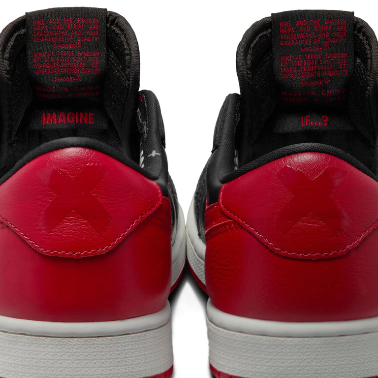 Nike	Air Jordan 1 Retro Low OG *Banned* - 43 / Black / Black / Varsity Red / Summit White - 6