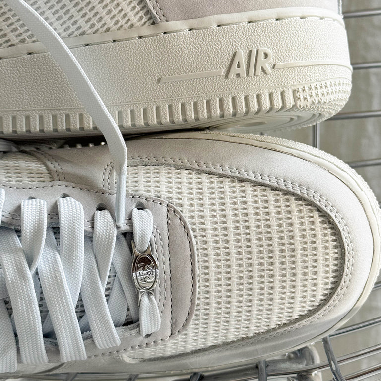 Nike Air Force 1 '07 LV8 onfeet